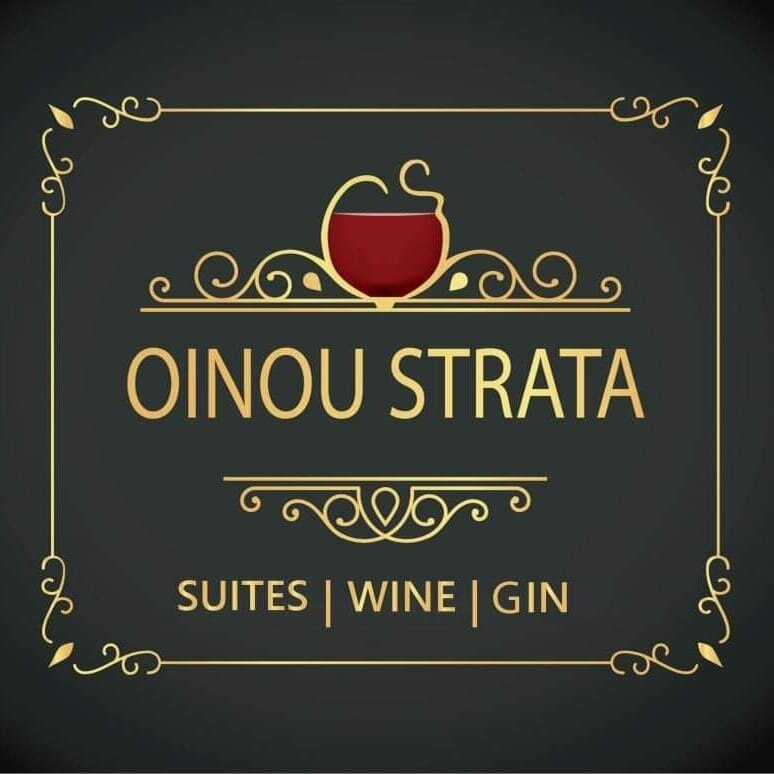Oinou Strata Luxury Suites & Wine Bar